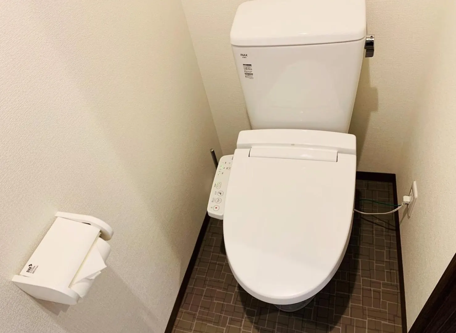 Apartment Rlis-House Shin-Osaka Kita - Vacation Stay 9169 Japan