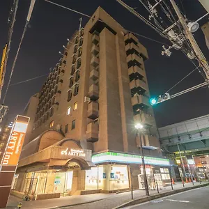 Shinsaibashi Arty מלון